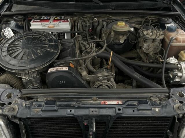 Ауди 80 1993 в Черновцах на Automoto.ua Синий Ауди 80, объемом двигателя 2 л и пробегом 198 тыс. км за 3200 $, фото 13 на Automoto.ua