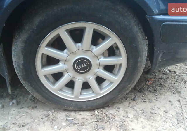 Синий Ауди 80, объемом двигателя 1.99 л и пробегом 297 тыс. км за 2700 $, фото 6 на Automoto.ua