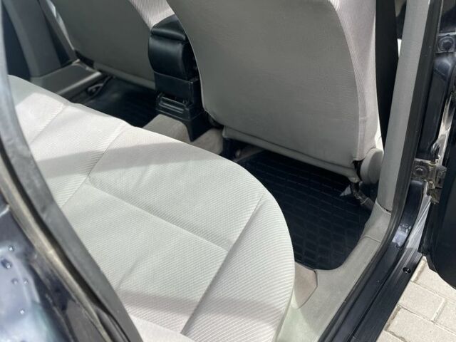 Ауди 80 1993 в Черновцах на Automoto.ua Синий Ауди 80, объемом двигателя 2 л и пробегом 198 тыс. км за 3200 $, фото 11 на Automoto.ua