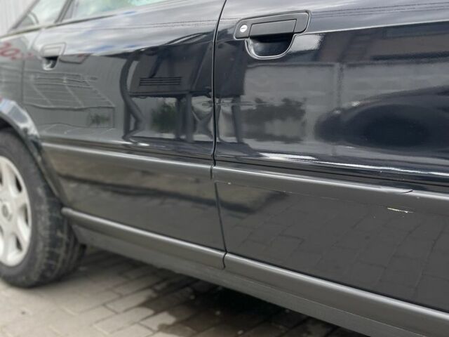 Ауди 80 1993 в Черновцах на Automoto.ua Синий Ауди 80, объемом двигателя 2 л и пробегом 198 тыс. км за 3200 $, фото 4 на Automoto.ua