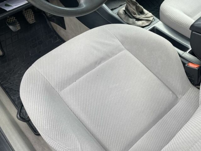 Ауди 80 1993 в Черновцах на Automoto.ua Синий Ауди 80, объемом двигателя 2 л и пробегом 198 тыс. км за 3200 $, фото 22 на Automoto.ua