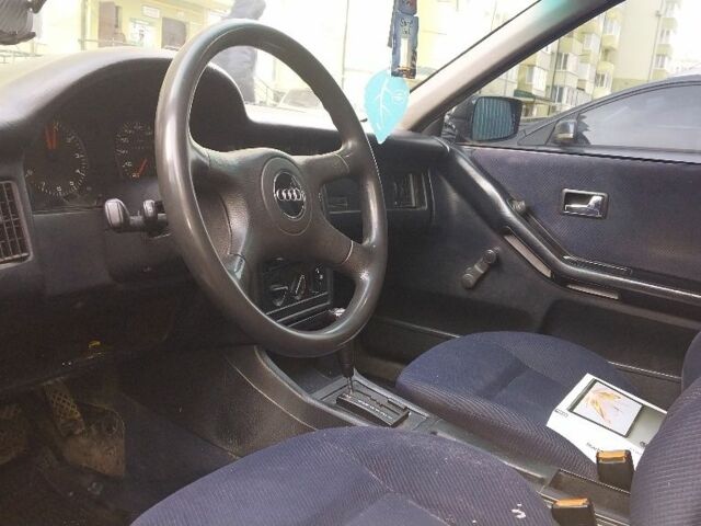 Синій Ауді 80, об'ємом двигуна 2 л та пробігом 356 тис. км за 1500 $, фото 3 на Automoto.ua