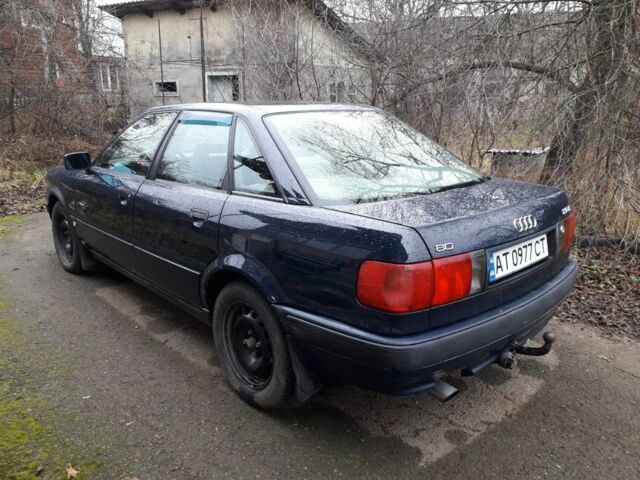 Синий Ауди 80, объемом двигателя 2 л и пробегом 300 тыс. км за 2000 $, фото 2 на Automoto.ua