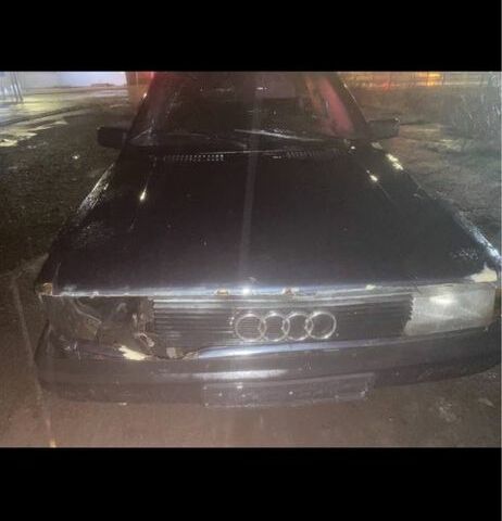 Синій Ауді 80, об'ємом двигуна 1.8 л та пробігом 3 тис. км за 100 $, фото 3 на Automoto.ua