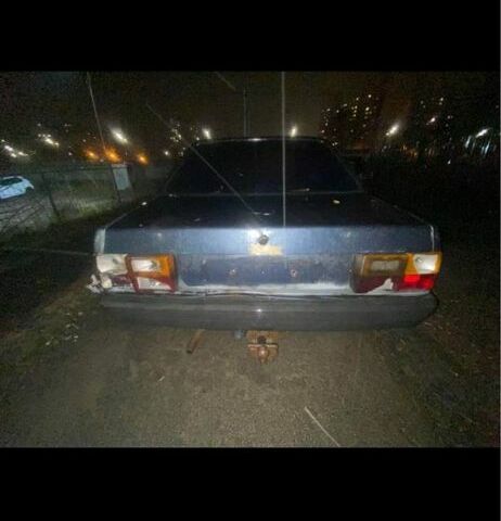 Синій Ауді 80, об'ємом двигуна 1.8 л та пробігом 3 тис. км за 100 $, фото 7 на Automoto.ua