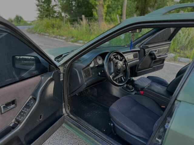 Синий Ауди 80, объемом двигателя 2.6 л и пробегом 495 тыс. км за 1900 $, фото 9 на Automoto.ua