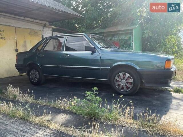 Зеленый Ауди 80, объемом двигателя 1.6 л и пробегом 10 тыс. км за 1300 $, фото 3 на Automoto.ua