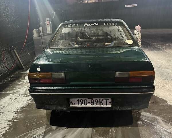 Зеленый Ауди 80, объемом двигателя 1.6 л и пробегом 300 тыс. км за 1100 $, фото 3 на Automoto.ua