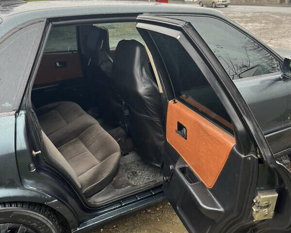 Зеленый Ауди 80, объемом двигателя 1.8 л и пробегом 250 тыс. км за 1700 $, фото 10 на Automoto.ua