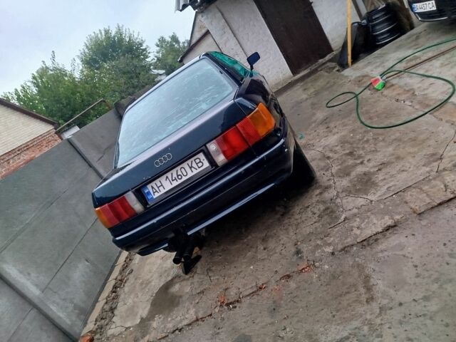 Зеленый Ауди 80, объемом двигателя 1.8 л и пробегом 300 тыс. км за 800 $, фото 3 на Automoto.ua