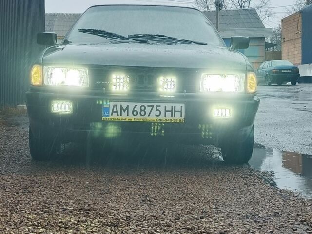 Зеленый Ауди 80, объемом двигателя 1.8 л и пробегом 188 тыс. км за 1500 $, фото 3 на Automoto.ua