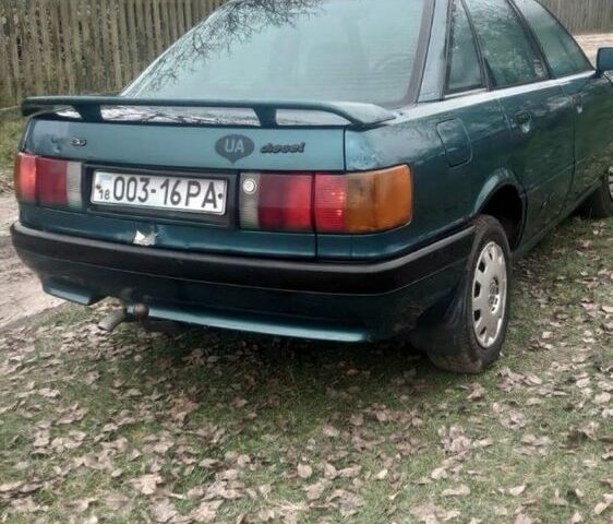 Зеленый Ауди 80, объемом двигателя 1.6 л и пробегом 300 тыс. км за 1100 $, фото 5 на Automoto.ua