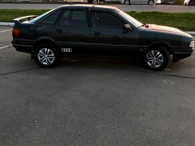 Зеленый Ауди 80, объемом двигателя 1.8 л и пробегом 320 тыс. км за 1600 $, фото 1 на Automoto.ua