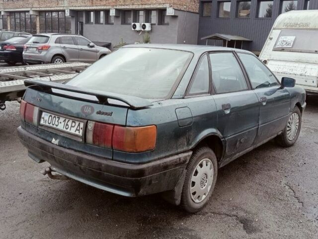 Зеленый Ауди 80, объемом двигателя 1.6 л и пробегом 300 тыс. км за 1100 $, фото 3 на Automoto.ua