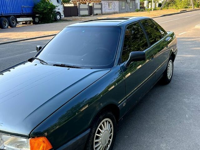 Зеленый Ауди 80, объемом двигателя 1.8 л и пробегом 175 тыс. км за 3000 $, фото 2 на Automoto.ua