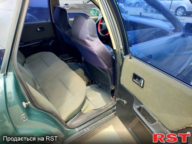 Зелений Ауді 80, об'ємом двигуна 1.8 л та пробігом 300 тис. км за 1750 $, фото 4 на Automoto.ua