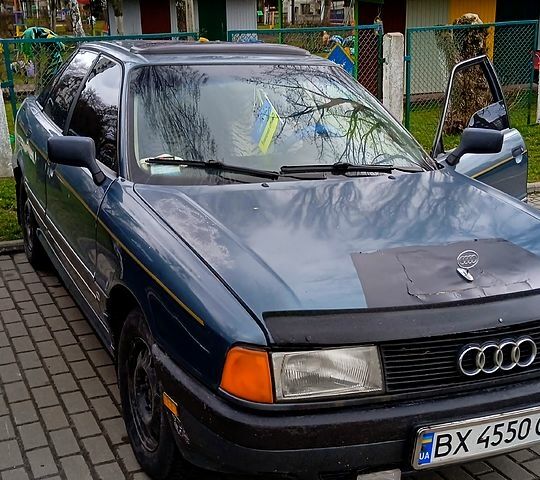 Зелений Ауді 80, об'ємом двигуна 1.8 л та пробігом 206 тис. км за 1400 $, фото 2 на Automoto.ua