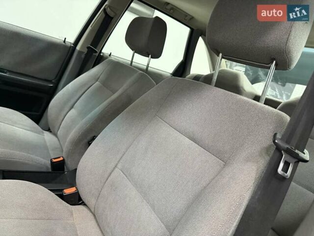 Зеленый Ауди 80, объемом двигателя 1.8 л и пробегом 80 тыс. км за 4999 $, фото 27 на Automoto.ua