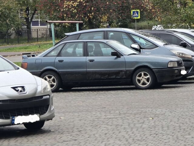 Зеленый Ауди 80, объемом двигателя 2 л и пробегом 300 тыс. км за 2200 $, фото 1 на Automoto.ua