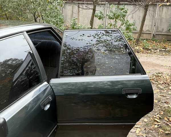 Зелений Ауді 80, об'ємом двигуна 2 л та пробігом 404 тис. км за 3100 $, фото 29 на Automoto.ua