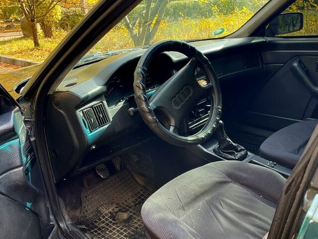 Зеленый Ауди 80, объемом двигателя 2 л и пробегом 300 тыс. км за 1850 $, фото 5 на Automoto.ua