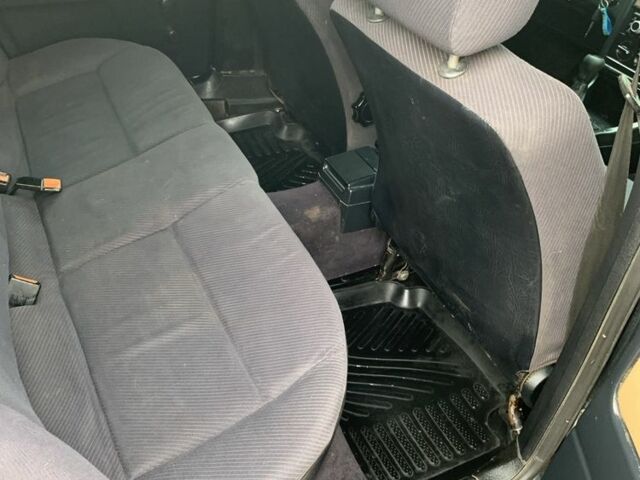 Зеленый Ауди 80, объемом двигателя 2 л и пробегом 356 тыс. км за 3000 $, фото 10 на Automoto.ua