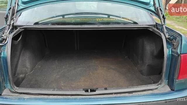 Зеленый Ауди 80, объемом двигателя 0 л и пробегом 370 тыс. км за 2200 $, фото 3 на Automoto.ua