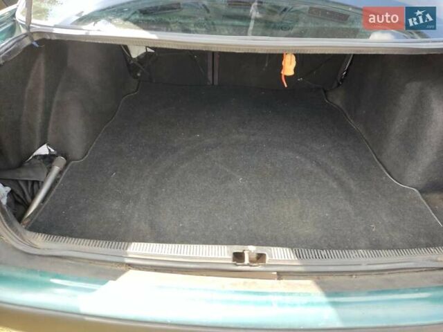 Зеленый Ауди 80, объемом двигателя 1.98 л и пробегом 347 тыс. км за 3200 $, фото 14 на Automoto.ua