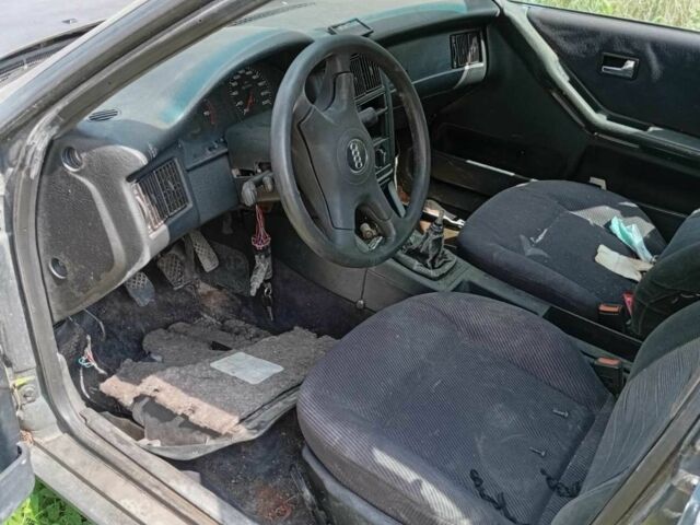 Зеленый Ауди 80, объемом двигателя 2 л и пробегом 222 тыс. км за 1400 $, фото 4 на Automoto.ua
