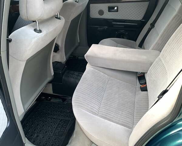 Зеленый Ауди 80, объемом двигателя 2.6 л и пробегом 359 тыс. км за 4500 $, фото 13 на Automoto.ua