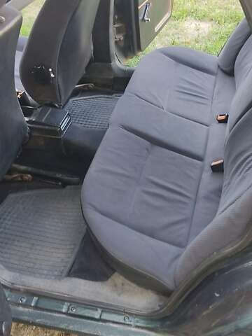 Зелений Ауді 80, об'ємом двигуна 2.3 л та пробігом 390 тис. км за 2000 $, фото 6 на Automoto.ua