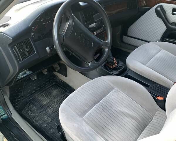 Зеленый Ауди 80, объемом двигателя 2.6 л и пробегом 359 тыс. км за 4500 $, фото 7 на Automoto.ua