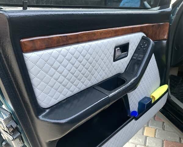 Зеленый Ауди 80, объемом двигателя 2.6 л и пробегом 359 тыс. км за 4500 $, фото 6 на Automoto.ua