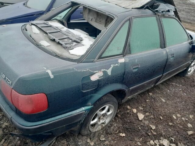 Зеленый Ауди 80, объемом двигателя 0 л и пробегом 177 тыс. км за 800 $, фото 2 на Automoto.ua