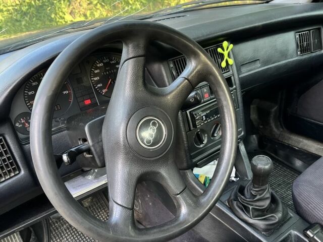 Зеленый Ауди 80, объемом двигателя 2 л и пробегом 300 тыс. км за 1700 $, фото 3 на Automoto.ua