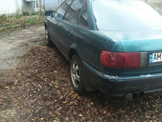 Зеленый Ауди 80, объемом двигателя 2 л и пробегом 2 тыс. км за 1200 $, фото 4 на Automoto.ua