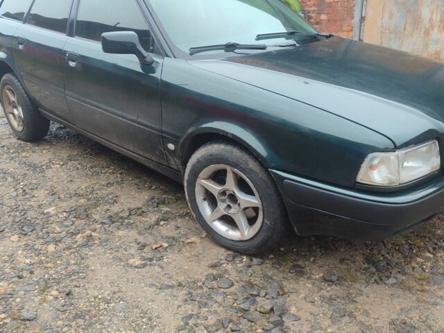 Зеленый Ауди 80, объемом двигателя 2.8 л и пробегом 327 тыс. км за 3200 $, фото 1 на Automoto.ua