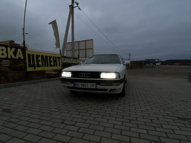 Белый Ауди 90, объемом двигателя 2.3 л и пробегом 286 тыс. км за 1400 $, фото 6 на Automoto.ua