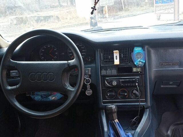 Белый Ауди 90, объемом двигателя 0 л и пробегом 291 тыс. км за 1950 $, фото 5 на Automoto.ua