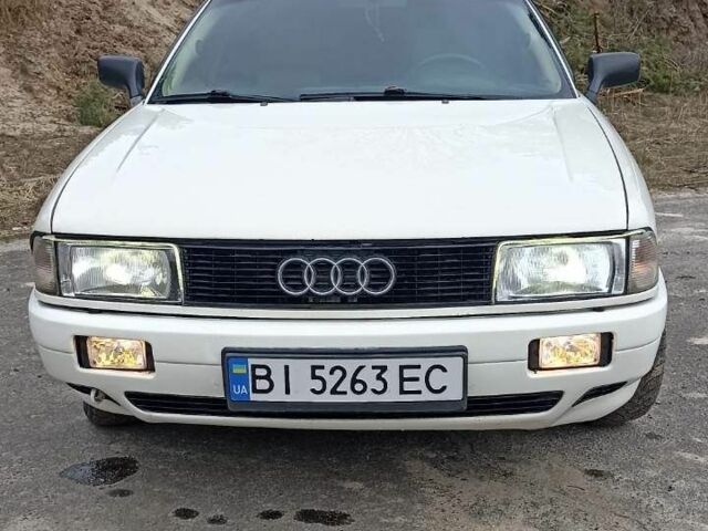 Белый Ауди 90, объемом двигателя 0 л и пробегом 291 тыс. км за 1950 $, фото 1 на Automoto.ua