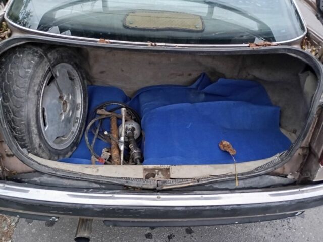 Бежевый Ауди 90, объемом двигателя 2.2 л и пробегом 333 тыс. км за 1500 $, фото 13 на Automoto.ua