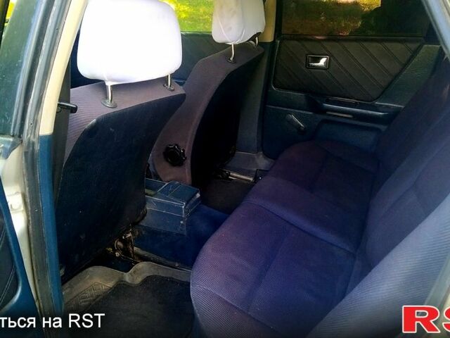 Бежевый Ауди 90, объемом двигателя 2.3 л и пробегом 0 тыс. км за 1900 $, фото 1 на Automoto.ua