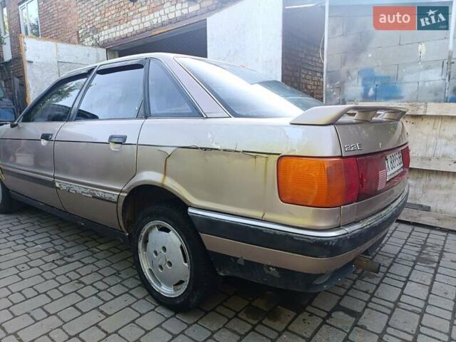 Бежевый Ауди 90, объемом двигателя 2.2 л и пробегом 290 тыс. км за 750 $, фото 4 на Automoto.ua
