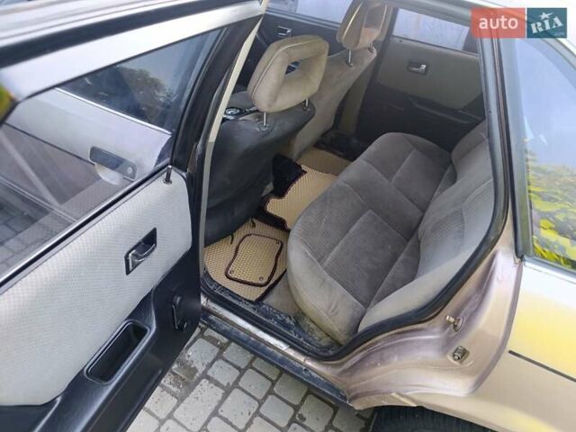 Бежевый Ауди 90, объемом двигателя 2.2 л и пробегом 290 тыс. км за 750 $, фото 8 на Automoto.ua