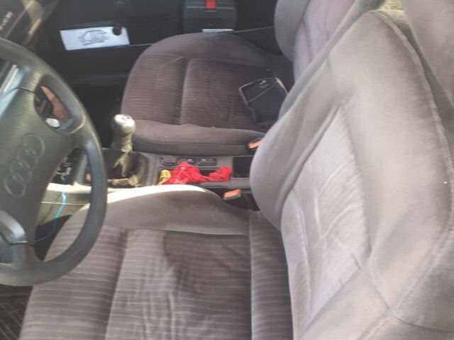 Чорний Ауді 90, об'ємом двигуна 2 л та пробігом 313 тис. км за 800 $, фото 7 на Automoto.ua