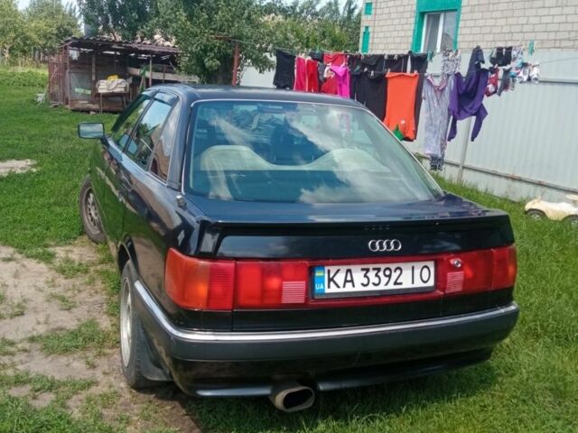 Черный Ауди 90, объемом двигателя 2.3 л и пробегом 344 тыс. км за 1700 $, фото 6 на Automoto.ua