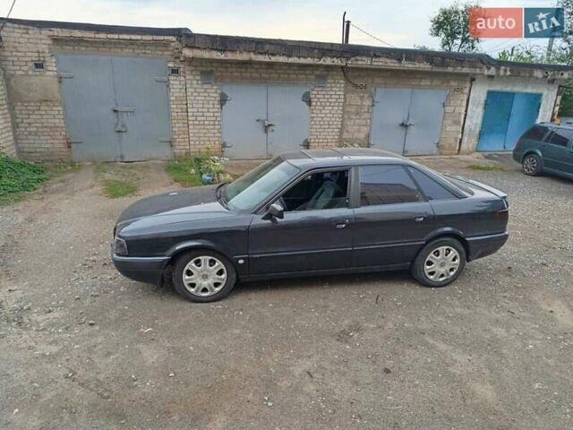 Черный Ауди 90, объемом двигателя 2.31 л и пробегом 300 тыс. км за 1600 $, фото 1 на Automoto.ua