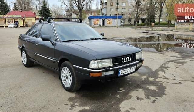 Черный Ауди 90, объемом двигателя 2.31 л и пробегом 450 тыс. км за 2699 $, фото 5 на Automoto.ua