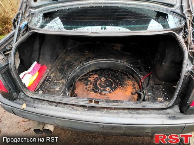 Черный Ауди 90, объемом двигателя 2 л и пробегом 0 тыс. км за 1900 $, фото 7 на Automoto.ua