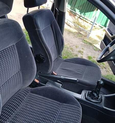 Красный Ауди 90, объемом двигателя 1.78 л и пробегом 343 тыс. км за 2700 $, фото 19 на Automoto.ua